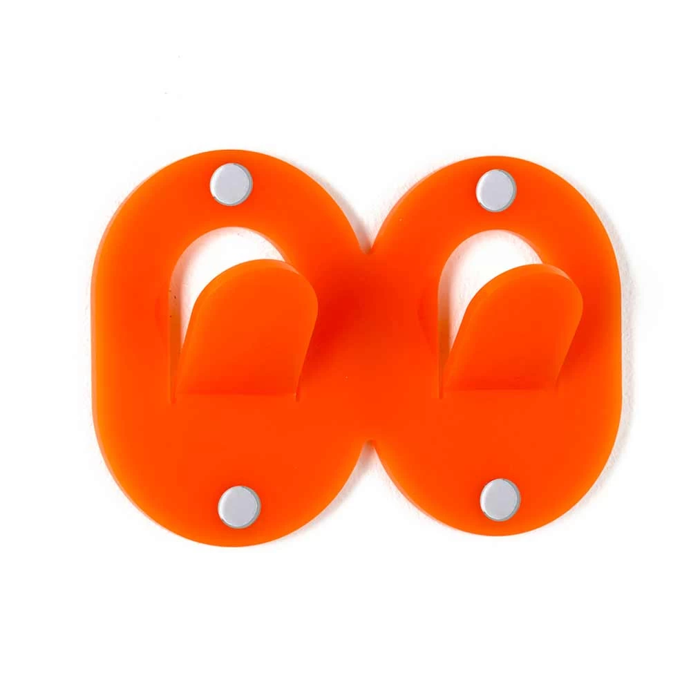 3 Cintres Muraux En Plexiglas Coloré Design Italien Double Clip - Freddie 12 3 Cintres Muraux En Plexiglas Coloré Design Italien Double Clip - Freddie – Image 10