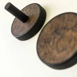 Portemanteau Mural Avec Bois Précieux De Ronce De Noyer 2 Pièces - Casimiro -Décoration D'intérieur appendiabiti a muro con legno pregiato di radica di noce 2 pezzi casimiro 2