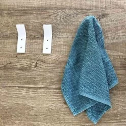 Portemanteau Mural En Corian Blanc Avec Vis, Design 3 Pièces - Appiccio