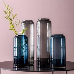 Paire De Vases Décoratifs En Verre Coloré Bleu Et Fumé, Design Moderne - Adriano -Décoration D'intérieur coppia di vasi decorativi in vetro colorato blu e fume design moderno adriano 3