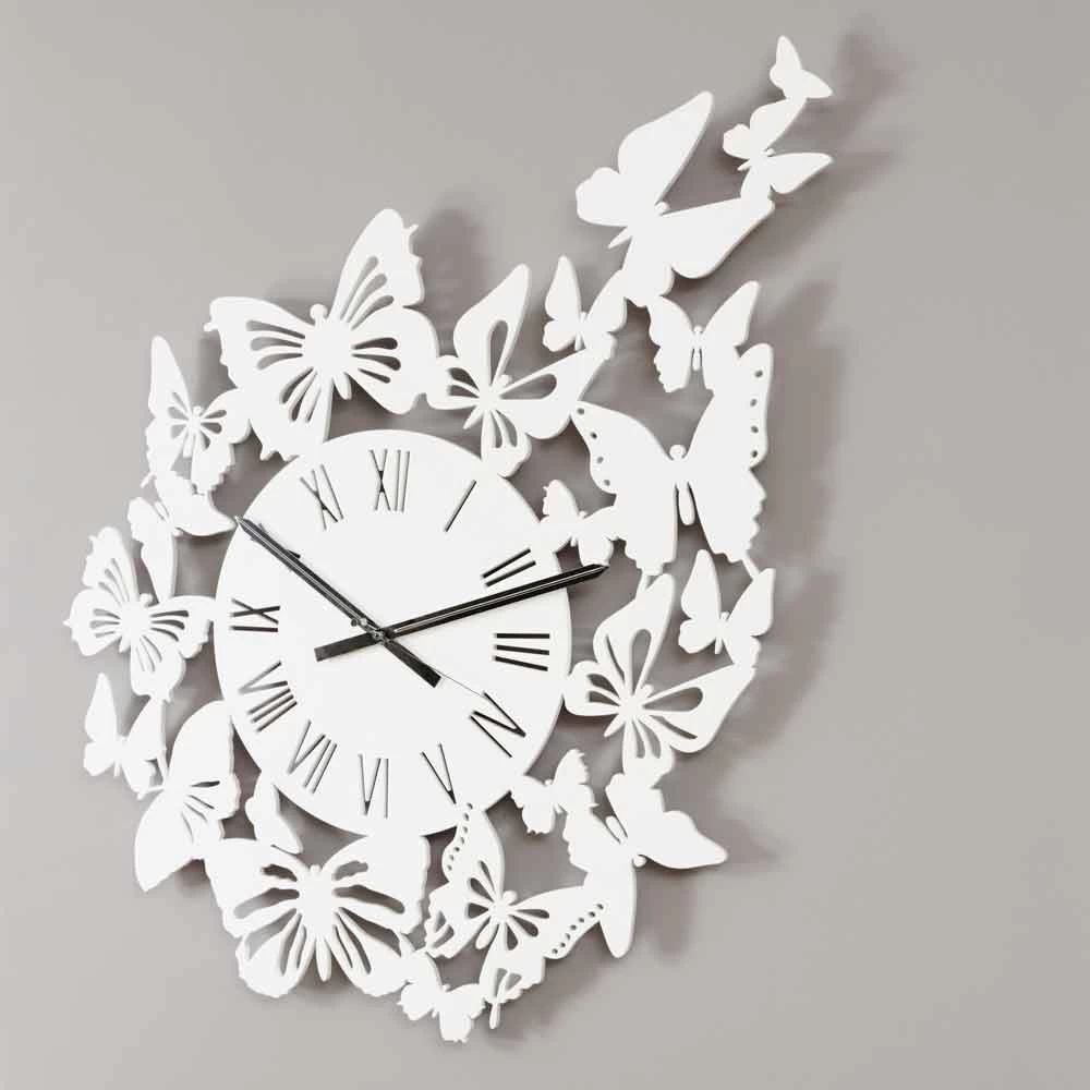 Horloge Murale En Bois Coloré Design Moderne Décorée De Papillons - Papilio 3 Horloge Murale En Bois Coloré Design Moderne Décorée De Papillons - Papilio