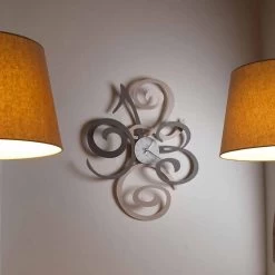 Horloge Murale Design En Fer Coloré Fabriquée En Italie - Fiordaliso -Décoration D'intérieur orologio da parete di design in ferro colorato made in italy fiordaliso 11