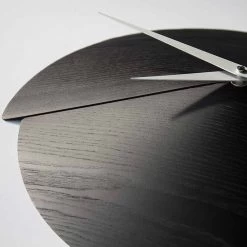 Horologe Murale De Design Moderne En Bois Naturel Made In Italy – Cratere -Décoration D'intérieur orologio da parete di design moderno in legno naturale made in italy cratere 5