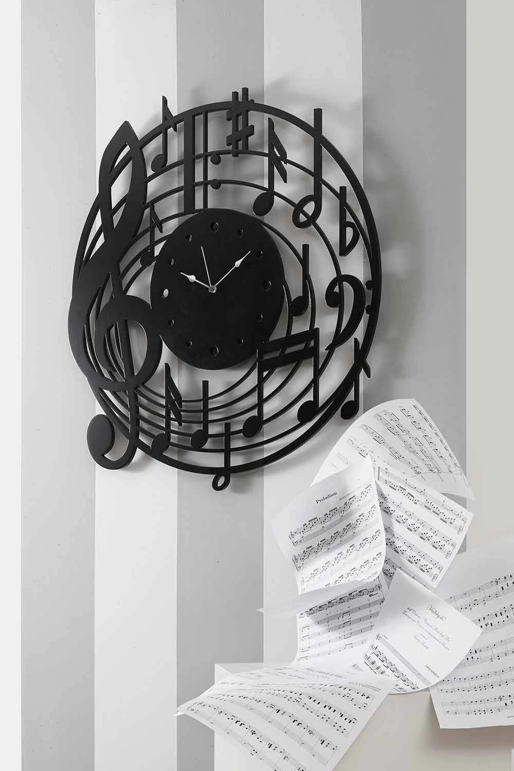 Horloge Murale Noire Ronde De Design Moderne En Bois Décoré - Musique 7 Horloge Murale Noire Ronde De Design Moderne En Bois Décoré - Musique – Image 5