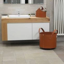 Porte-bûches Cylindrique En Cuir Régénéré Avec Roues Tonda Firestyle -Décoration D'intérieur portalegna cilindrico in cuoio rigenerato con ruote tonda firestyle 32