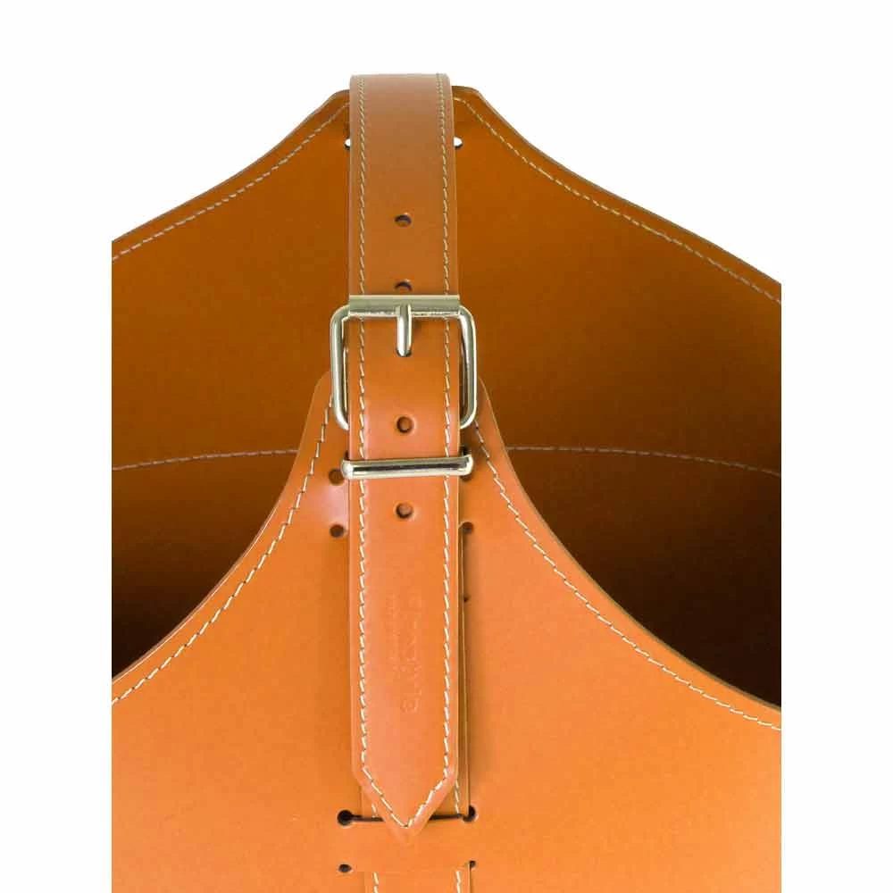 Porte-bûches De Design Moderne Pour Intérieur Fabia, Fait En Cuir 15 Porte-bûches De Design Moderne Pour Intérieur Fabia, Fait En Cuir – Image 14