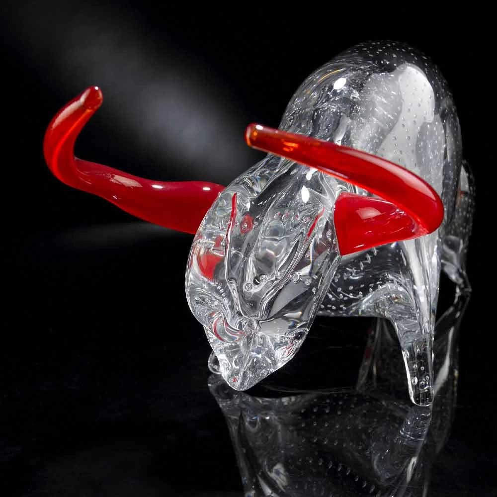 Ornement En Forme De Taureau En Verre Rouge Et Transparent Made In Italy - Torero 4 Ornement En Forme De Taureau En Verre Rouge Et Transparent Made In Italy - Torero – Image 2