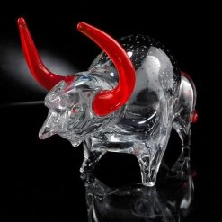 Ornement En Forme De Taureau En Verre Rouge Et Transparent Made In Italy - Torero 13 Ornement En Forme De Taureau En Verre Rouge Et Transparent Made In Italy - Torero -Décoration D'intérieur soprammobile a forma di toro in vetro rosso e trasparente made in italy torero 5