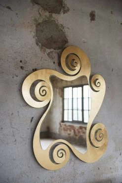 Miroir Mural De Conception Moderne Avec Forme De Fer Fabriqué En Italie - Pacifique -Décoration D'intérieur specchio di design moderno da parete sagomato in ferro made in italy pacifico