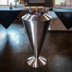 Grand Vase Décoratif En Acier Satiné Made In Italy Fine - Vesper 13 Grand Vase Décoratif En Acier Satiné Made In Italy Fine - Vesper -Décoration D'intérieur vaso alto decorativo in acciaio satinato realizzato in italia pregiato vesper 5