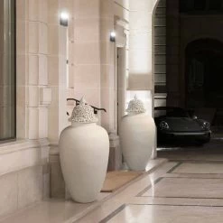 Grand Vase En Céramique Blanche Avec Embout Décoré Fait à La Main En Italie - Verio -Décoration D'intérieur vaso alto in ceramica bianca con punta decorata fatto a mano in italia verio 2