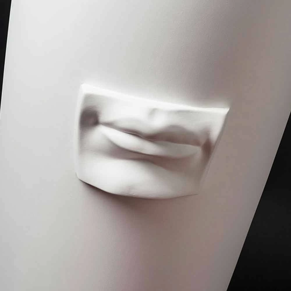 Grand Vase En Céramique Blanche Fait à La Main Avec Décoration Made In Italy - Capuano 4 Grand Vase En Céramique Blanche Fait à La Main Avec Décoration Made In Italy - Capuano – Image 2