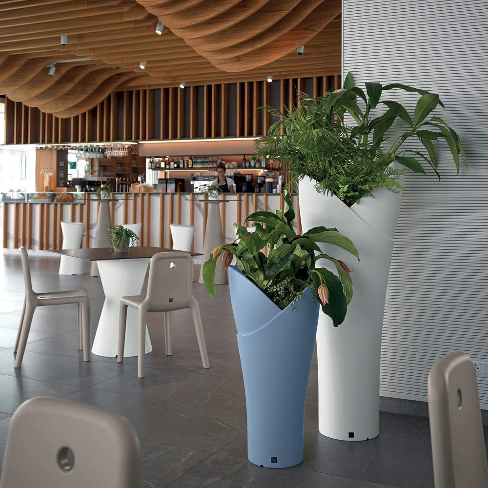 Vase Décoratif D'intérieur En Polyéthylène Coloré Made In Italy - Cervia 10 Vase Décoratif D'intérieur En Polyéthylène Coloré Made In Italy - Cervia – Image 8