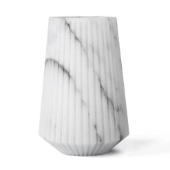 Vase En Marbre De Carrare Blanc Ou Motif Rayé Portoro Noir - Le Caire -Décoration D'intérieur vaso di decoro marmo bianco carrara o nero portoro a righe design cairo 2