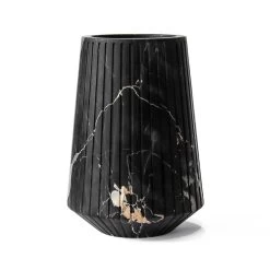 Vase En Marbre De Carrare Blanc Ou Motif Rayé Portoro Noir - Le Caire -Décoration D'intérieur vaso di decoro marmo bianco carrara o nero portoro a righe design cairo 3