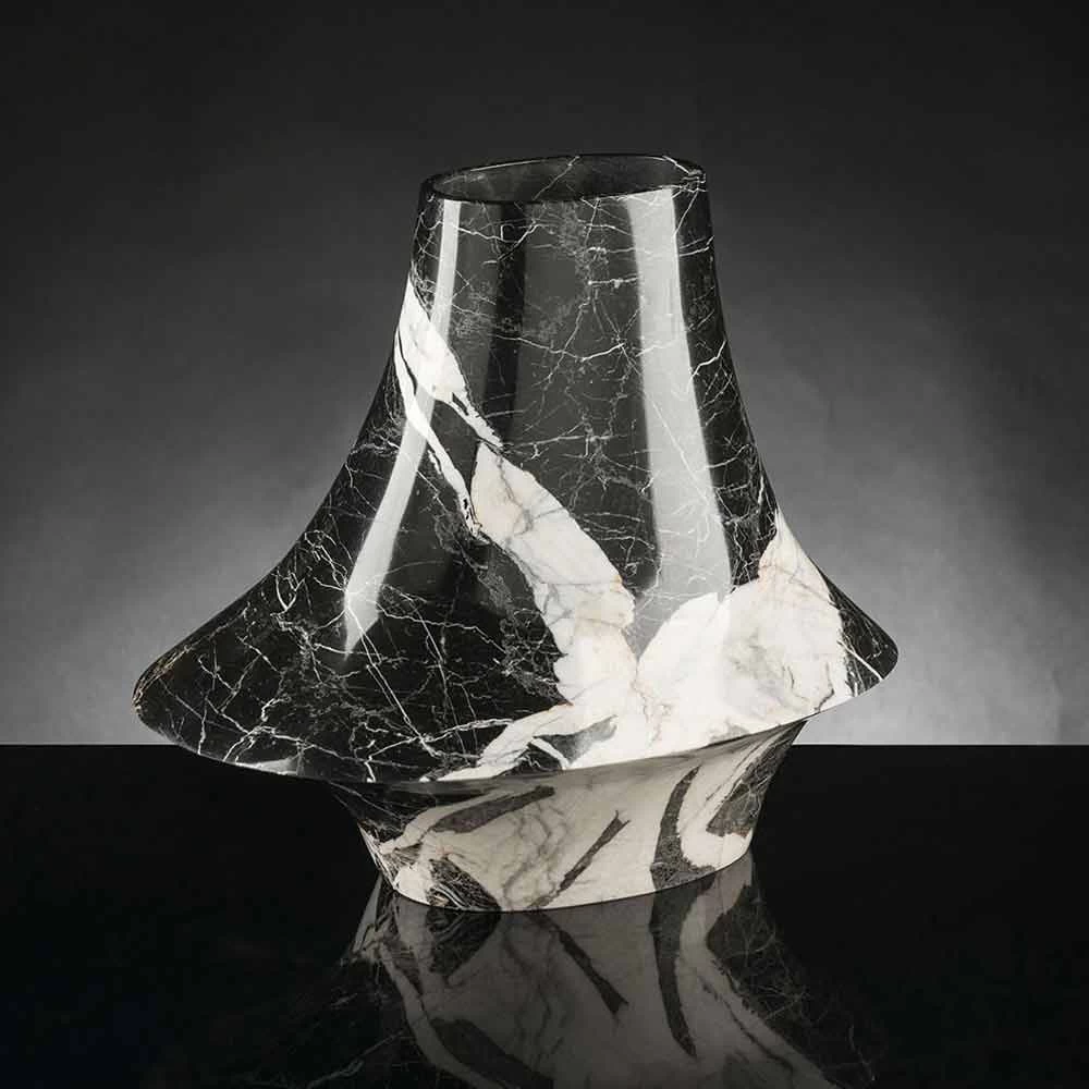 Vase D'intérieur élégant En Marbre Blanc Et Noir Fabriqué En Italie - Original 7 Vase D'intérieur élégant En Marbre Blanc Et Noir Fabriqué En Italie - Original – Image 5