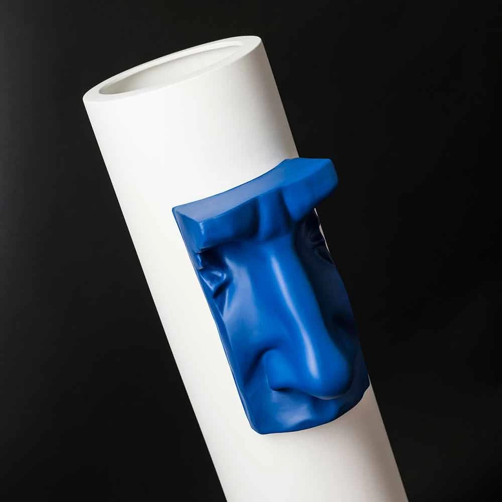 Vase En Céramique Blanche Avec Insert Coloré Fait à La Main En Italie - Monte 4 Vase En Céramique Blanche Avec Insert Coloré Fait à La Main En Italie - Monte – Image 2