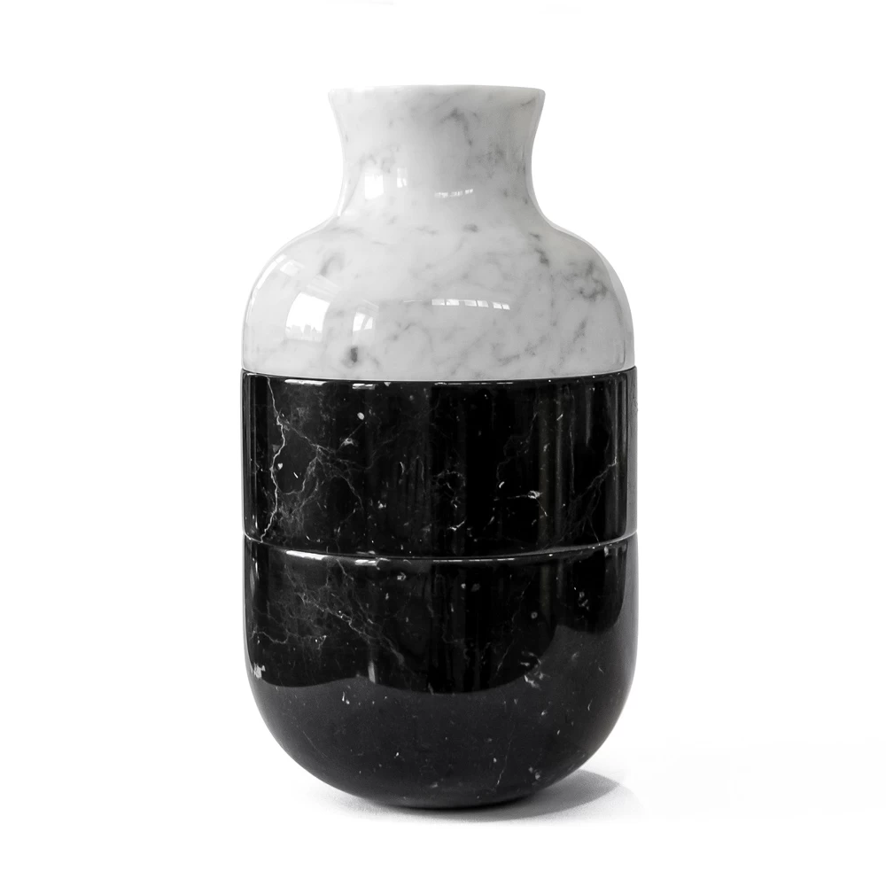 Vase En Marbre Blanc De Carrare Et Noir Marquinia Luxury Design - Calar 5 Vase En Marbre Blanc De Carrare Et Noir Marquinia Luxury Design - Calar – Image 3